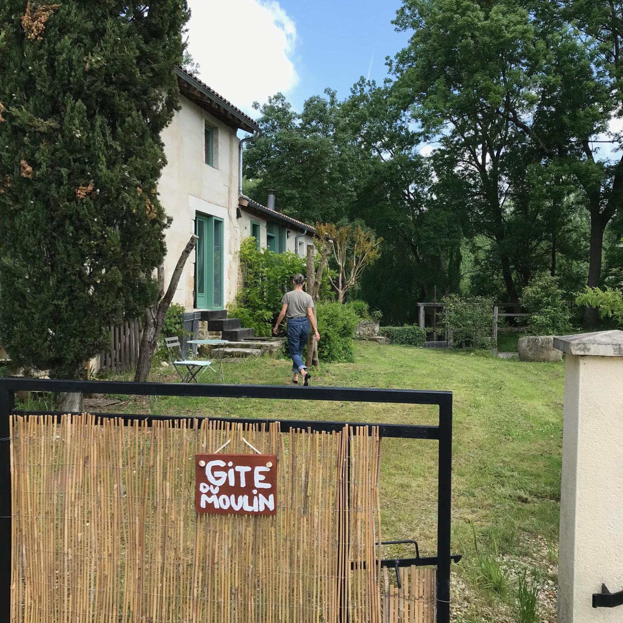 Ancien Moulin A Eau Sur La Seugne Apartman Mosnac  Kültér fotó